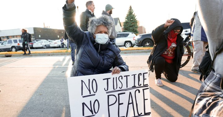 El juicio por asesinato de Ahmaud Arbery, Kyle Rittenhouse arroja luz sobre el vigilantismo blanco – National