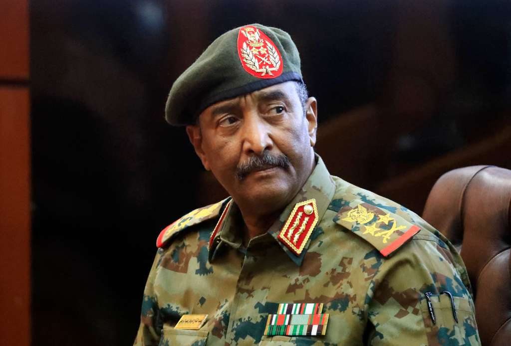 Líder militar sudanés reinstala al primer ministro derrocado tras el golpe de Estado del mes pasado – WSVN 7News |  Noticias de Miami, Clima, Deportes