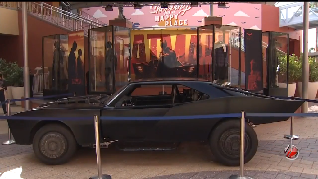 Batimóvil en exhibición en Dolphin Mall antes del lanzamiento de ‘The Batman’ – WSVN 7News |  Noticias de Miami, Clima, Deportes