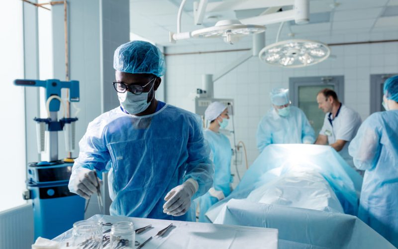 Instrumental quirúrgico avanzado: sellados eficientes con Aesculap Caiman