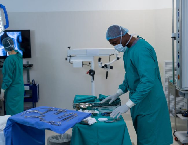 US Pharmacy en Panamá: instrumental quirúrgico Aesculap Caiman